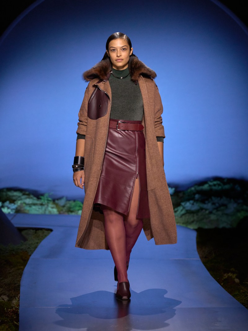 Hermès mira al crepúsculo para su armario femenino de fw26