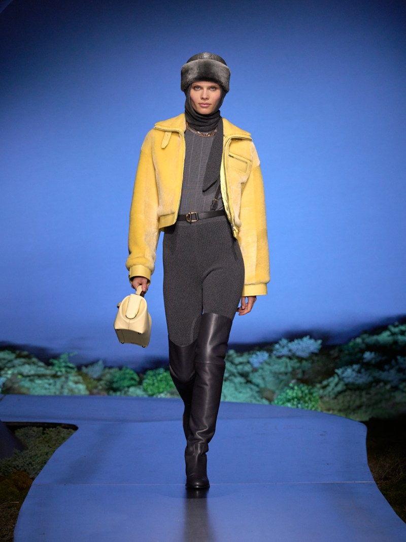 Hermès mira al crepúsculo para su armario femenino de fw26