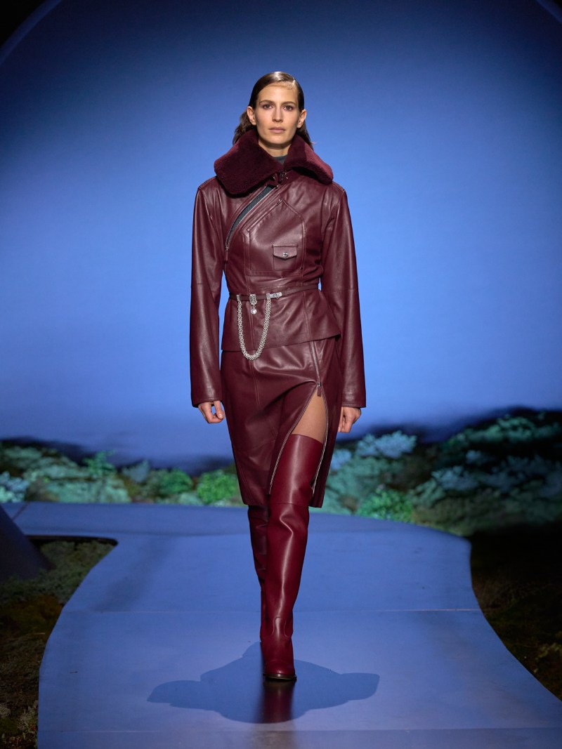 Hermès mira al crepúsculo para su armario femenino de fw26