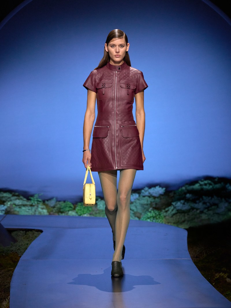 Hermès mira al crepúsculo para su armario femenino de fw26