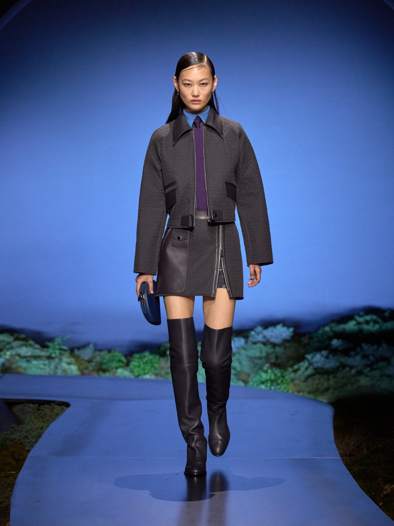 Hermès mira al crepúsculo para su armario femenino de fw26