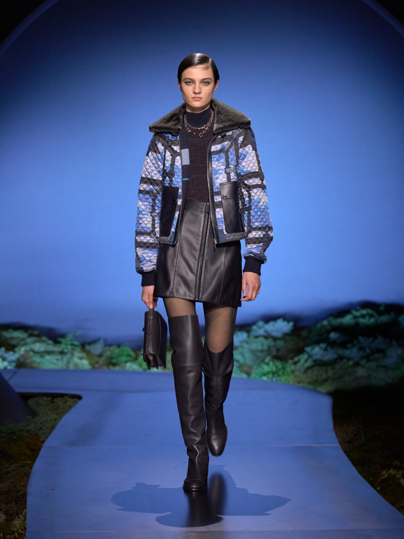 Hermès mira al crepúsculo para su armario femenino de fw26