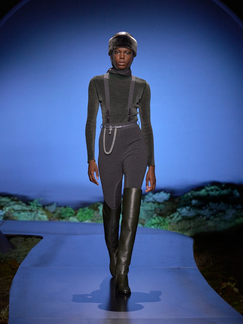 Hermès mira al crepúsculo para su armario femenino de fw26