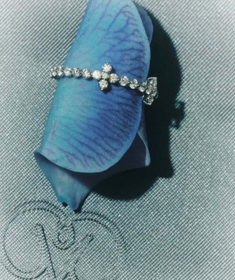 PdPaola hace florecer sus joyas de elegancia perdurable