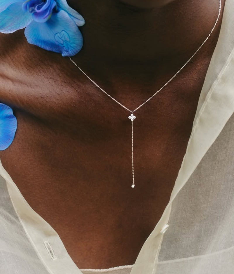 PdPaola hace florecer sus joyas de elegancia perdurable