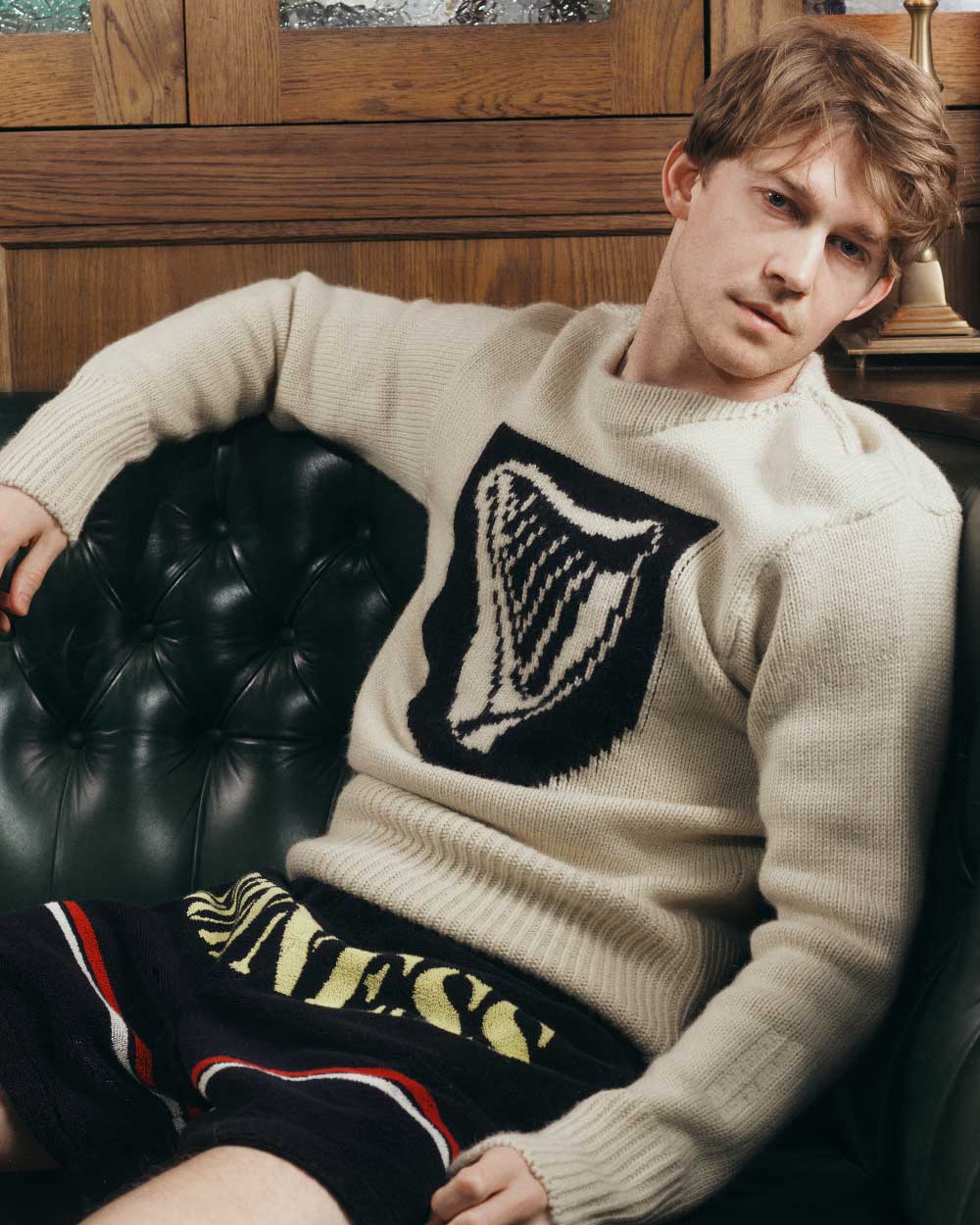 JW Anderson y Guinness: El brindis más fashion de Irlanda