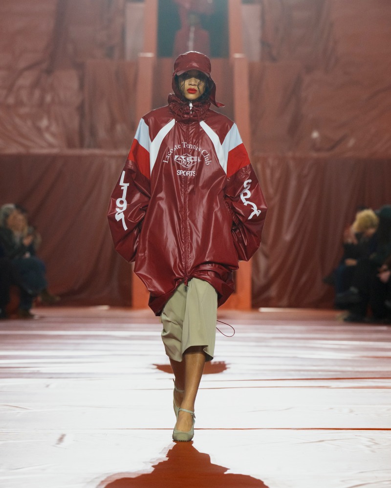 Lacoste se pone más deportivo (e impermeable) para fw26