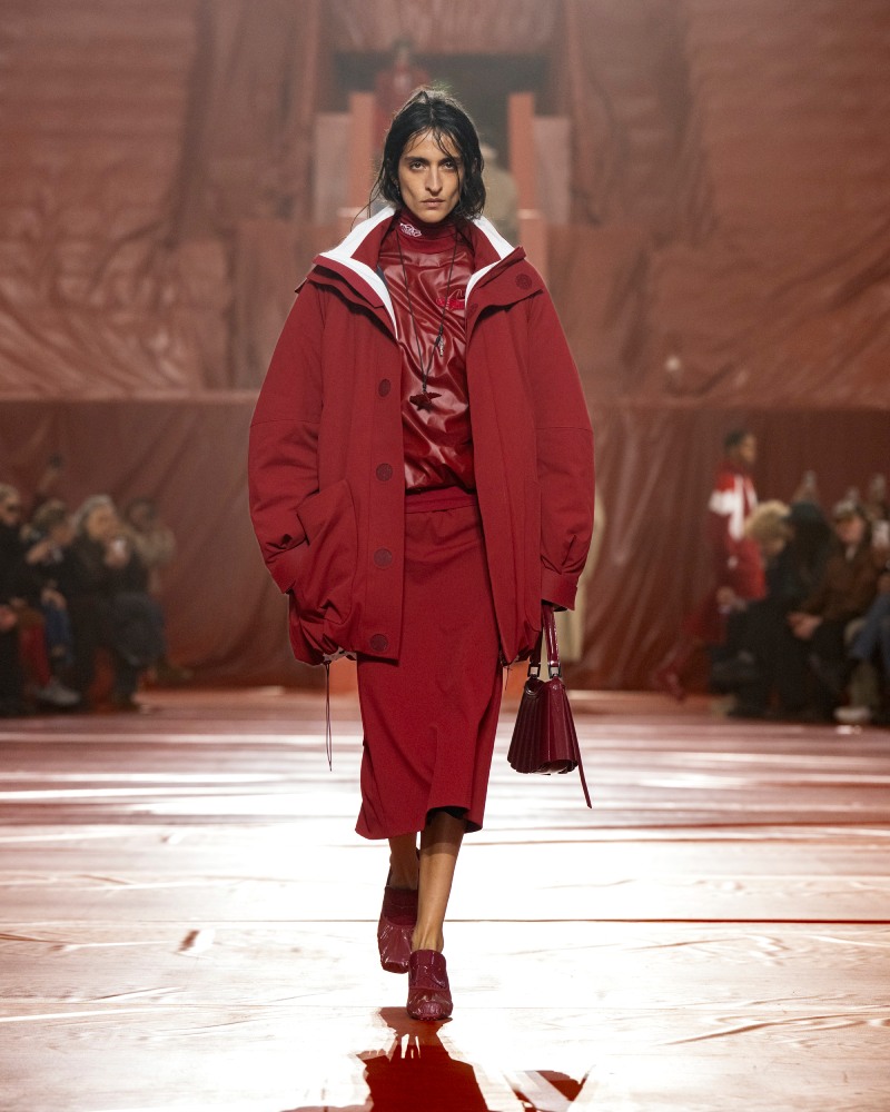 Lacoste se pone más deportivo (e impermeable) para fw26