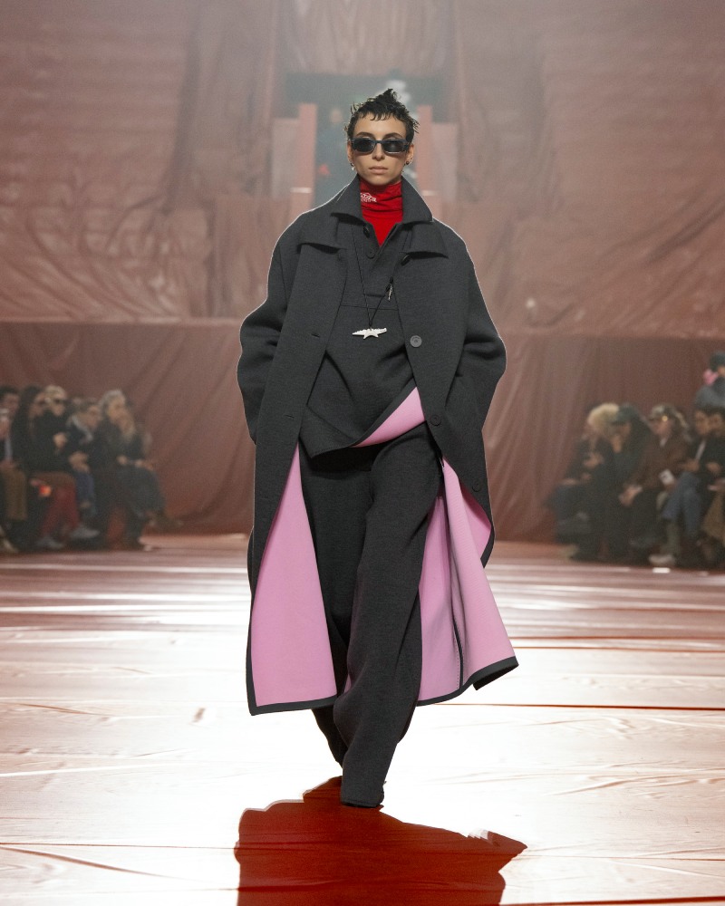 Lacoste se pone más deportivo (e impermeable) para fw26