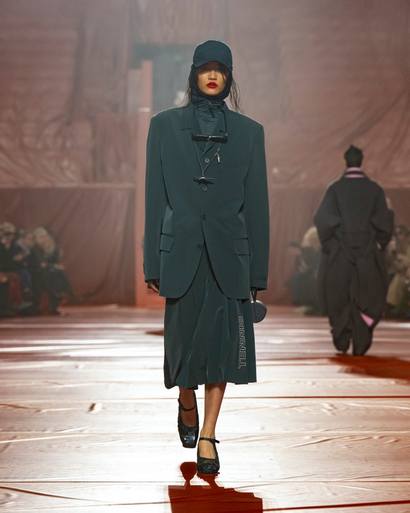 Lacoste se pone más deportivo (e impermeable) para fw26