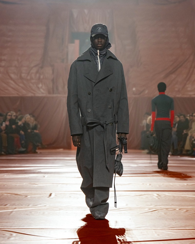 Lacoste se pone más deportivo (e impermeable) para fw26