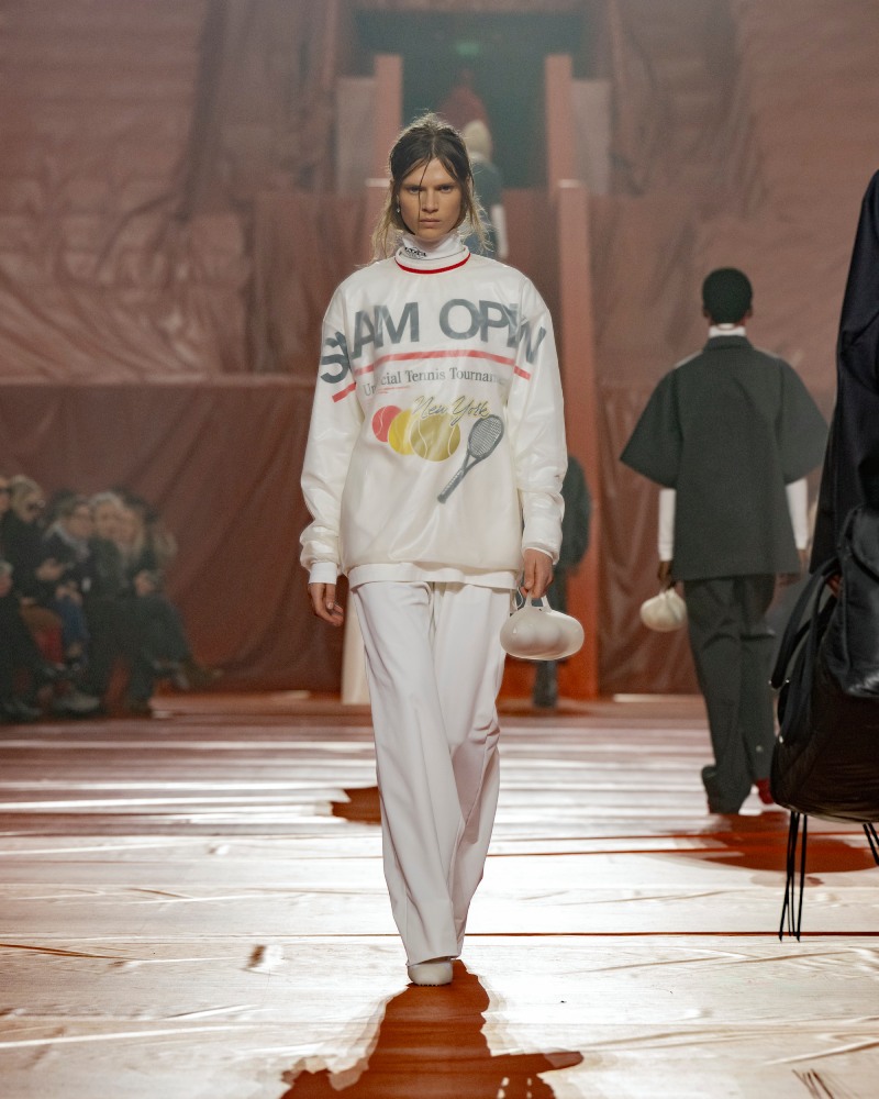 Lacoste se pone más deportivo (e impermeable) para fw26