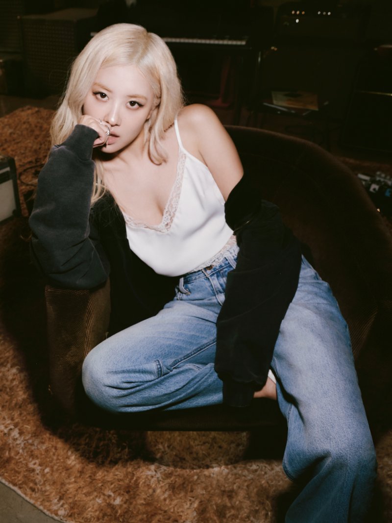 Levi's y Rosé van a estrenar una colabo este 2026