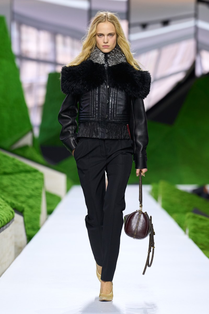 Ghesquiére estudia la naturaleza para Louis Vuitton fw26