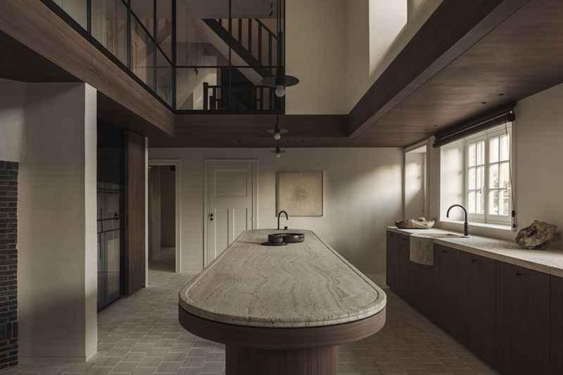 Maison Osaïn renueva la histórica Villa Sous Tous Vent