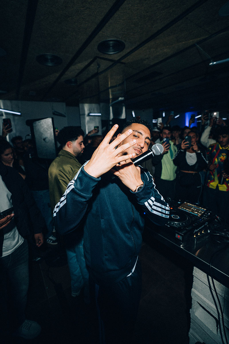 Morad la lía en Barcelona con adidas y JD en un kebab