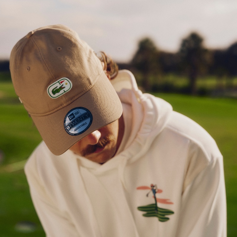 New Era y Lacoste vuelven esta temporada con más gorras