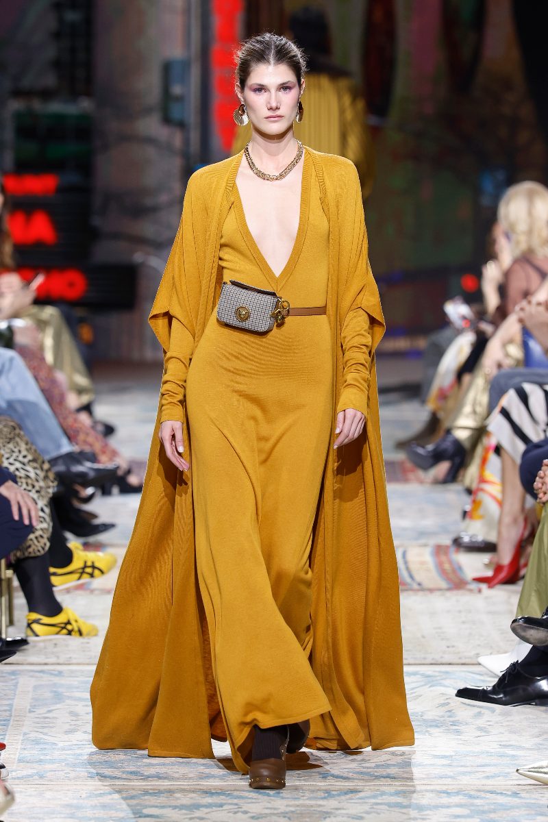 Lola Casademunt by Maite en MBFW Madrid: más Lola que nunca