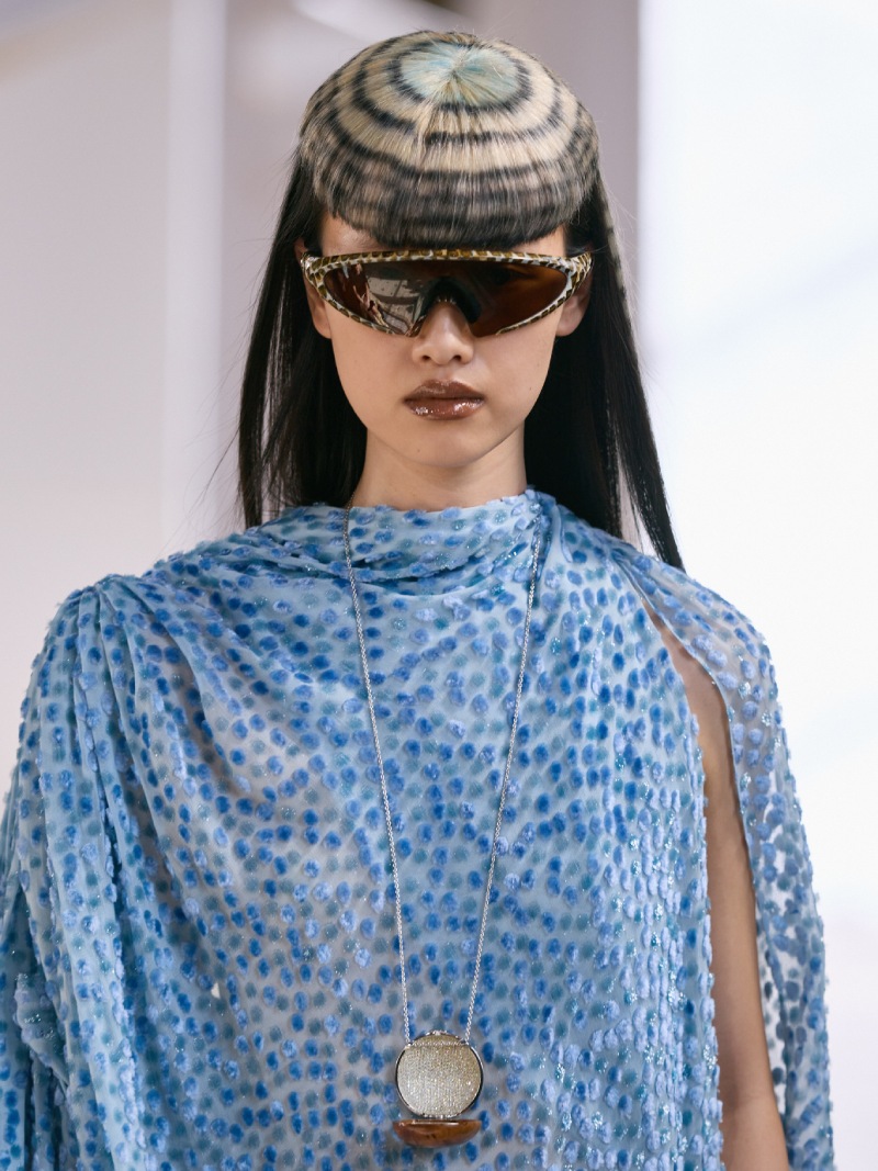 Oakley y Kiko Kostadinov están preparando algo grande...