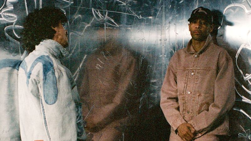 Palace y Evisu vuelven a darnos moda urbana Y2K para ss26