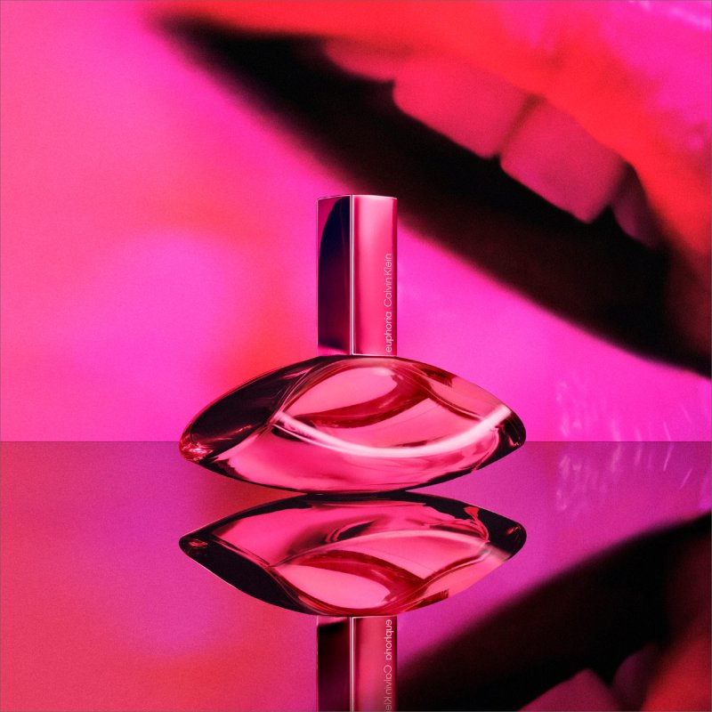 Rosalía lleva CK Euphoria (pero no el que ya conoces)