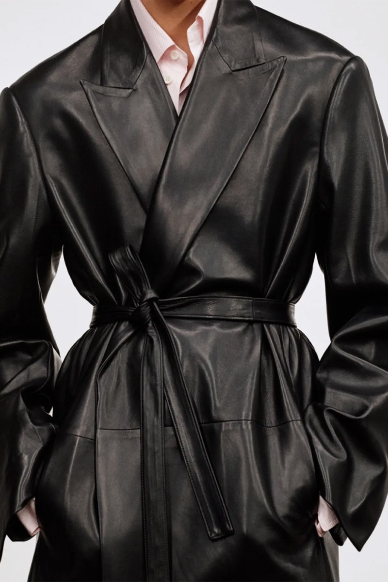 Phoebe Philo nos da otra clase de elegancia contemporánea