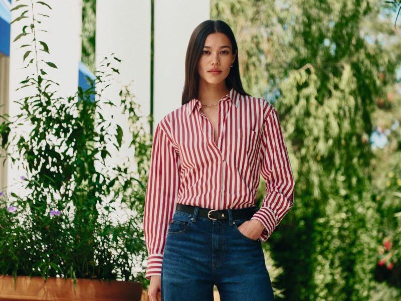 Ser un ícono de Tommy Hilfiger es llevar sus clásicos