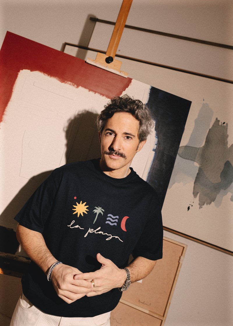 Jimmy Milán dibuja en la ropa de Boston cómo es el verano