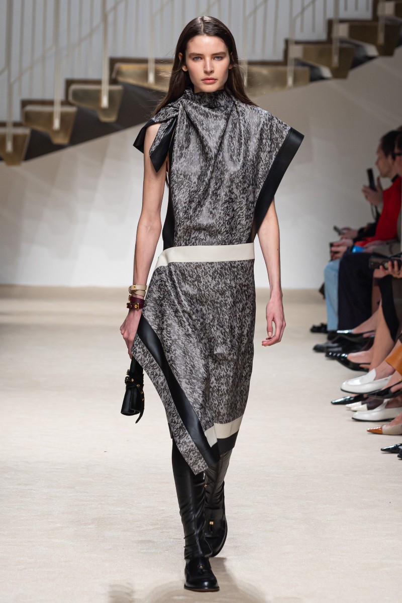 Tod’s AW26: define su savoir‑faire italiano con cuero