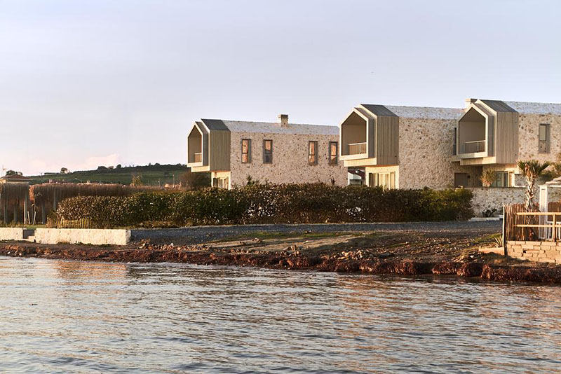 Sour y su estudio de grabación residencial donde todo suma