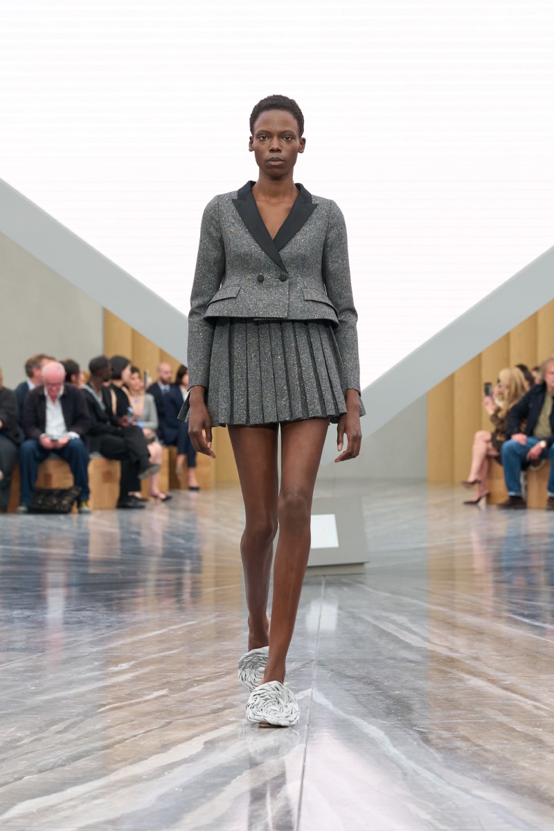 Mira el desfile de Dior Mujer fw26 aquí mismo en streaming