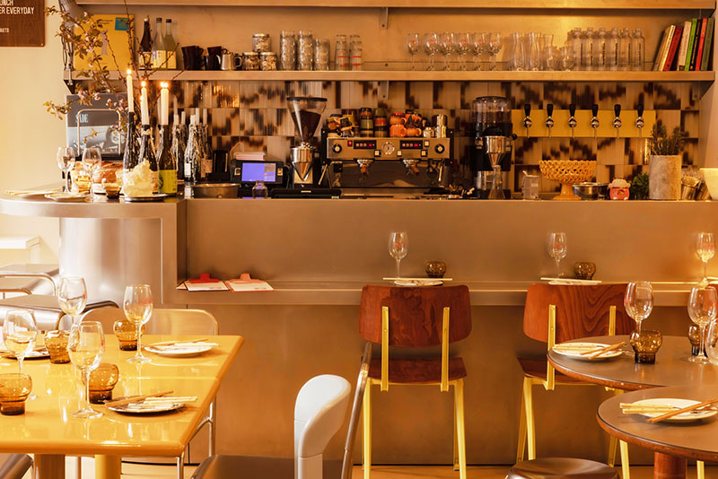 Superauto, un restaurante que no quiere encajar en nada