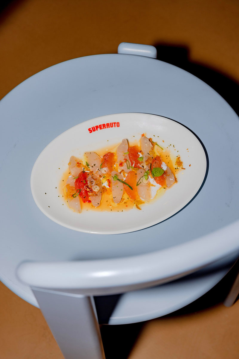 Superauto, un restaurante que no quiere encajar en nada