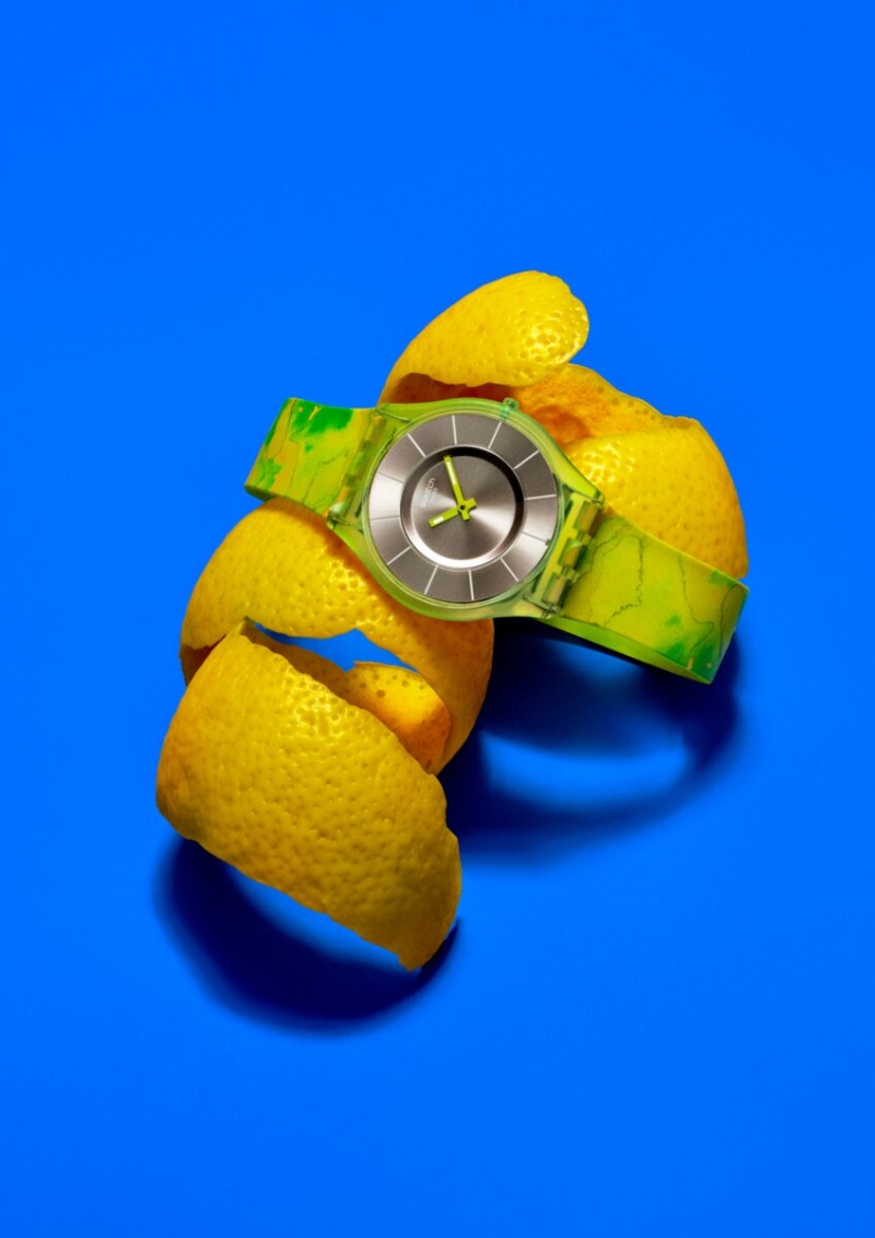 Swatch profesa minimalismo tropical con sus nuevos relojes
