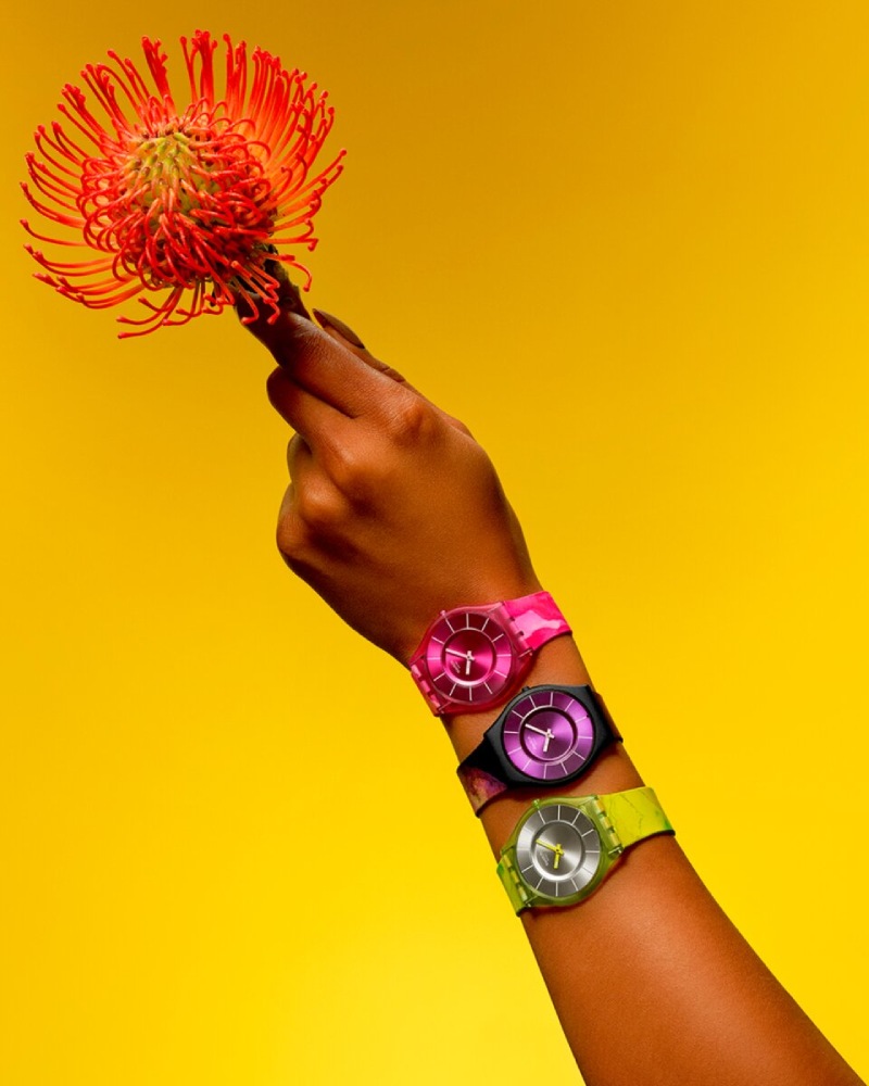 Swatch profesa minimalismo tropical con sus nuevos relojes