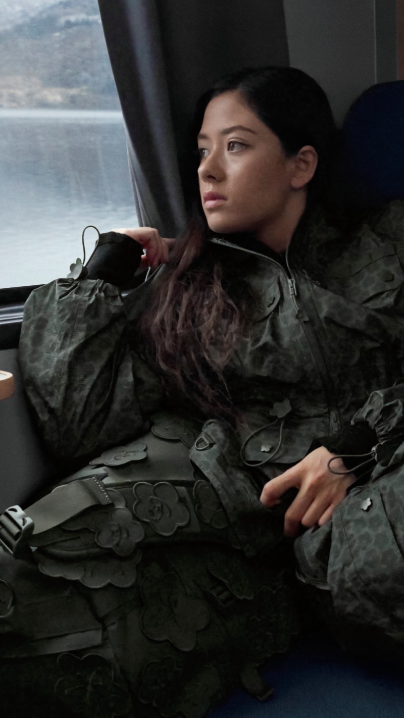 TNF y Cecilie Bahnsen vuelven con un look más ligero