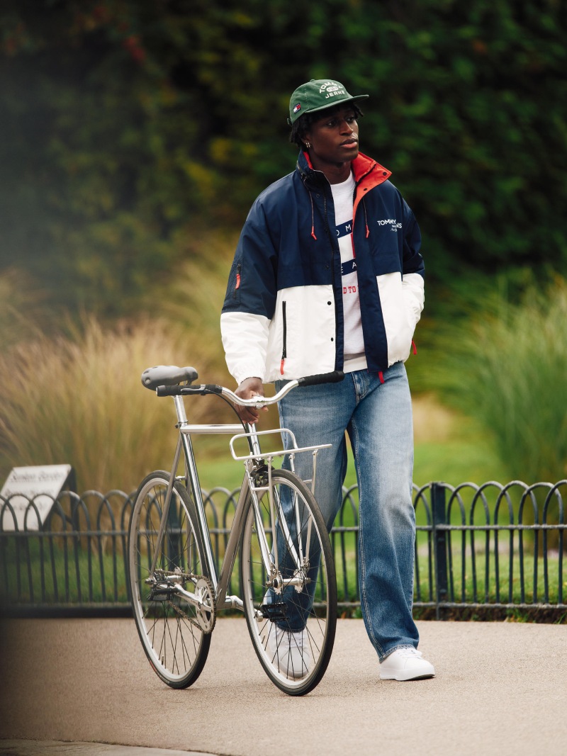 Los cool kids de la Gen Z llevan Tommy Jeans para ss26