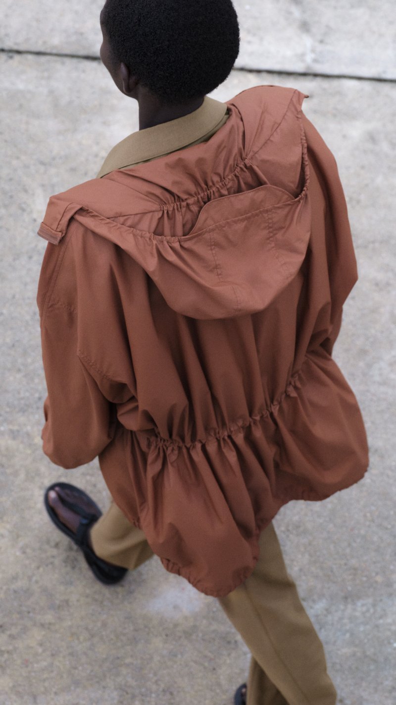 Uniqlo U tiene el fondo de armario definitivo para ss26