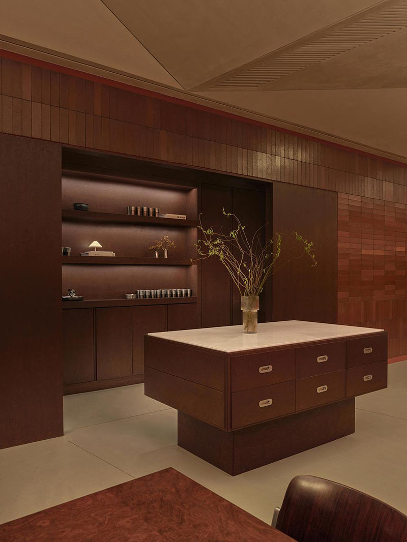 Ainen: Urbanjobs diseña un burger bar flexible en Estambul