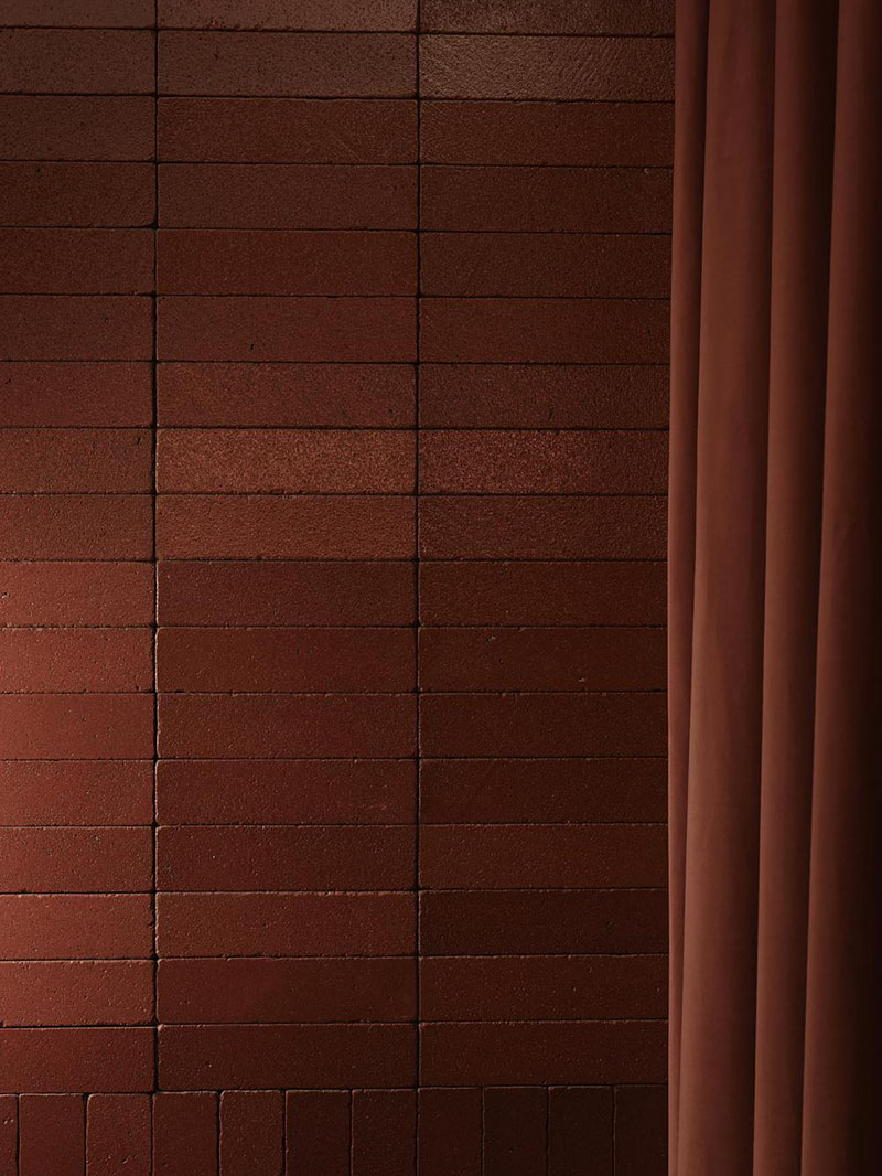 Ainen: Urbanjobs diseña un burger bar flexible en Estambul