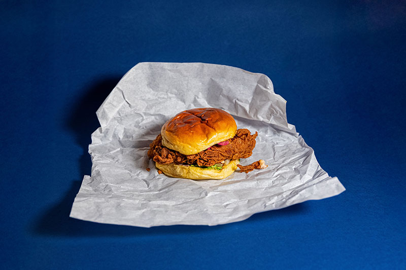 Apluma ficha a Víctor Ródenas para su local en Les Corts