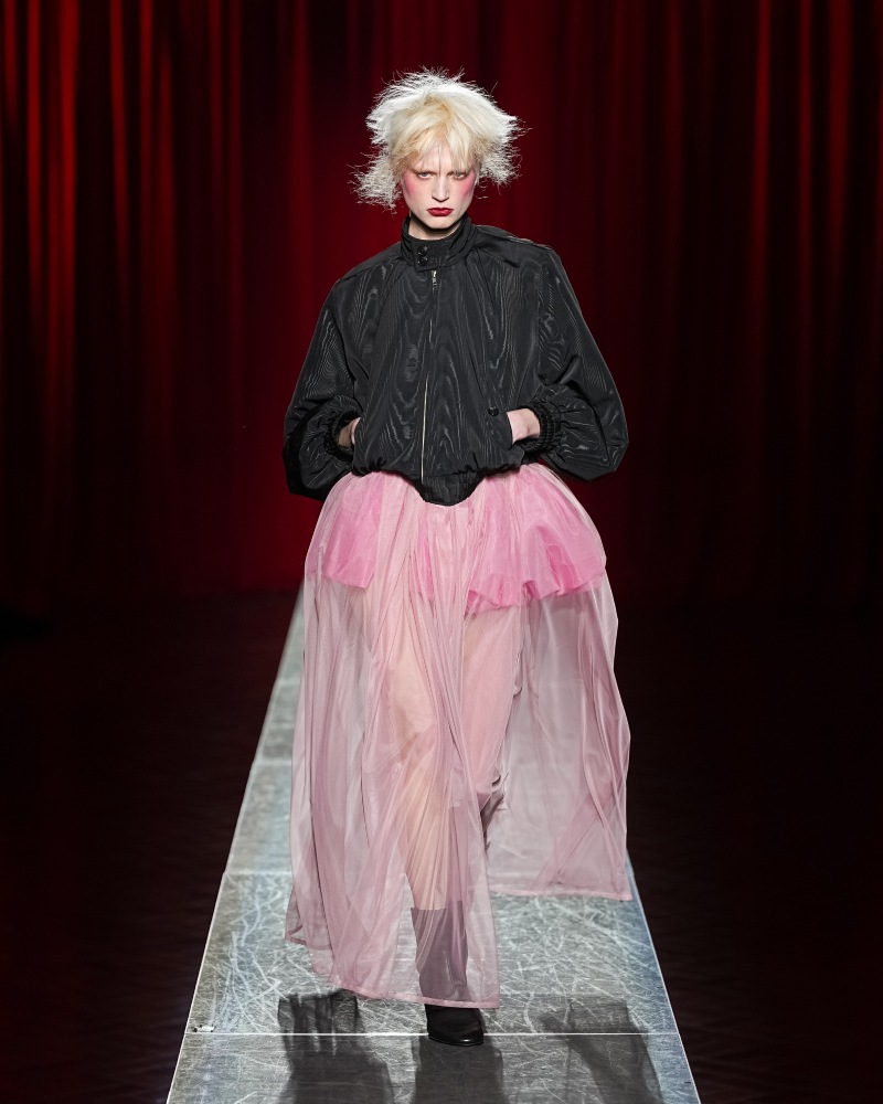 Viviano profesa radicalidad y exageración como mantra