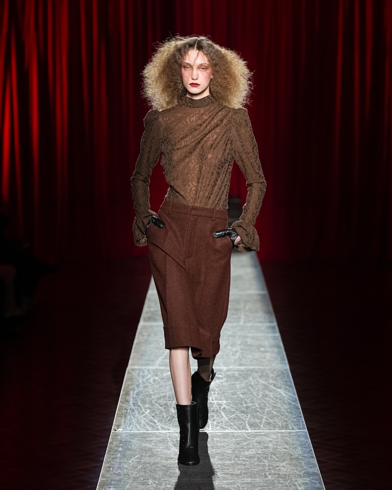 Viviano profesa radicalidad y exageración como mantra