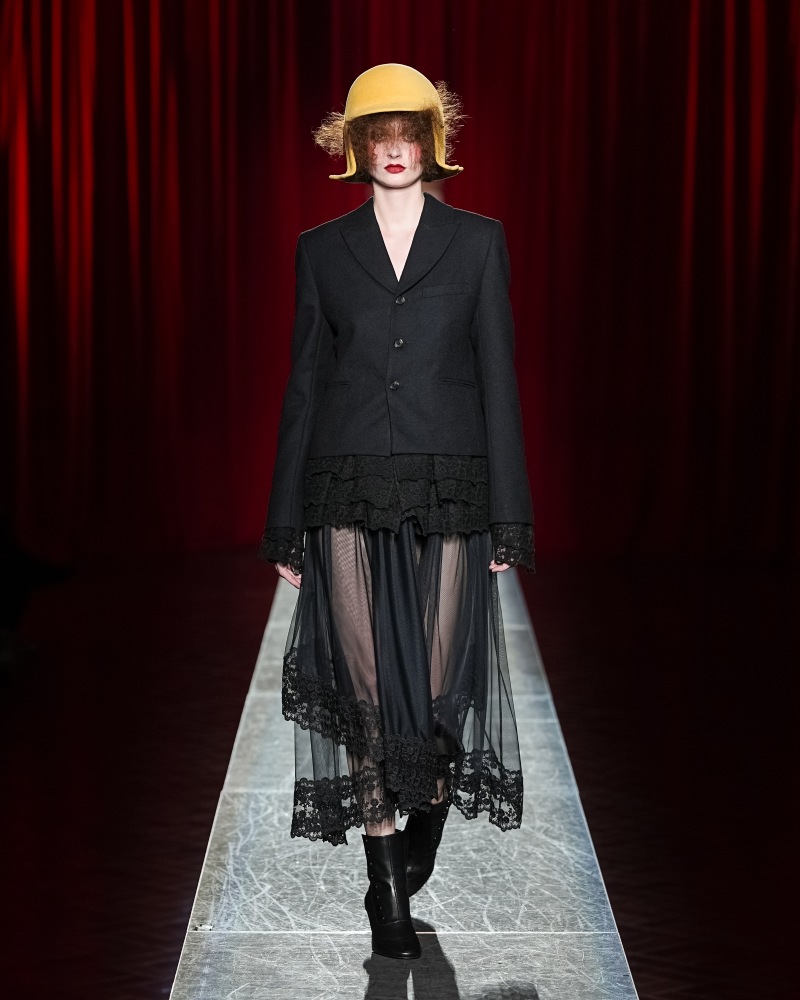 Viviano profesa radicalidad y exageración como mantra