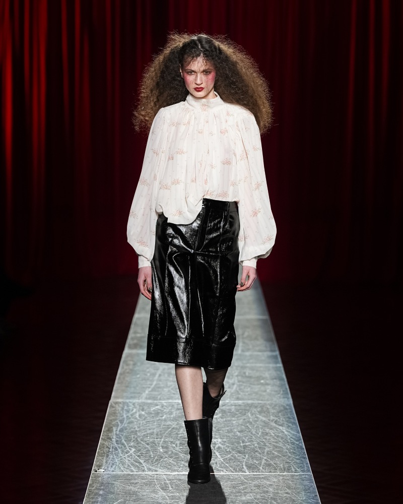 Viviano profesa radicalidad y exageración como mantra