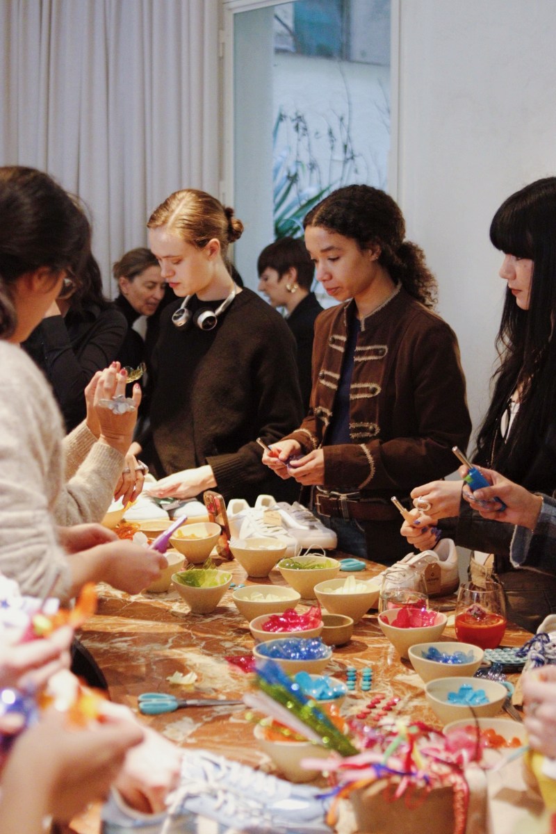 Los charms de tus Victorias son reciclados y coloridos