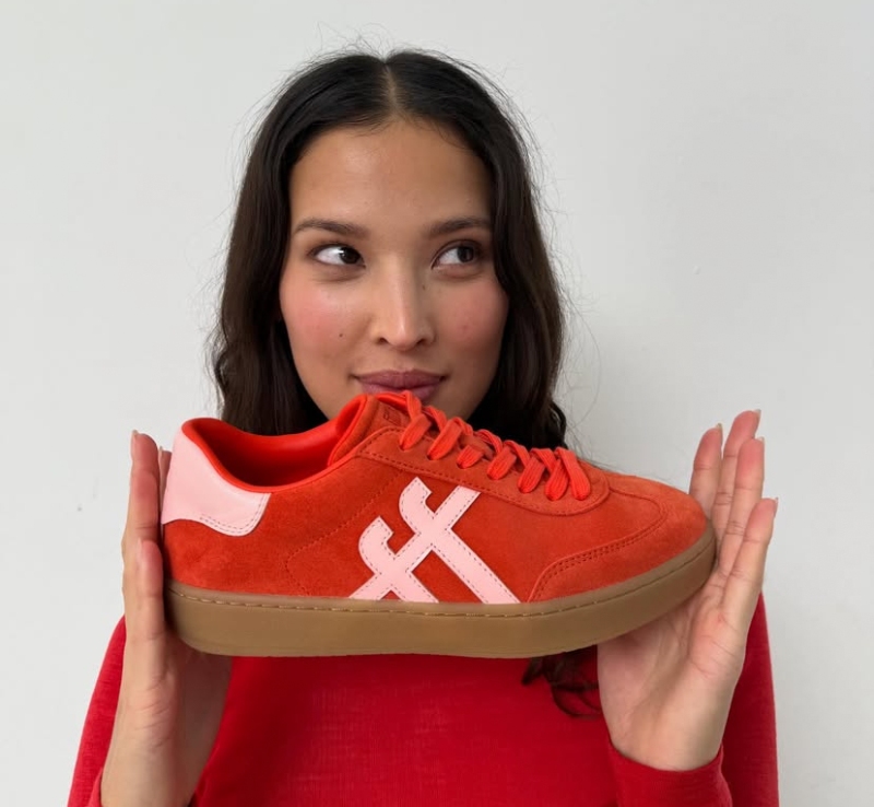 Las zapatillas FitFlop son las nuevas chanclas de verano