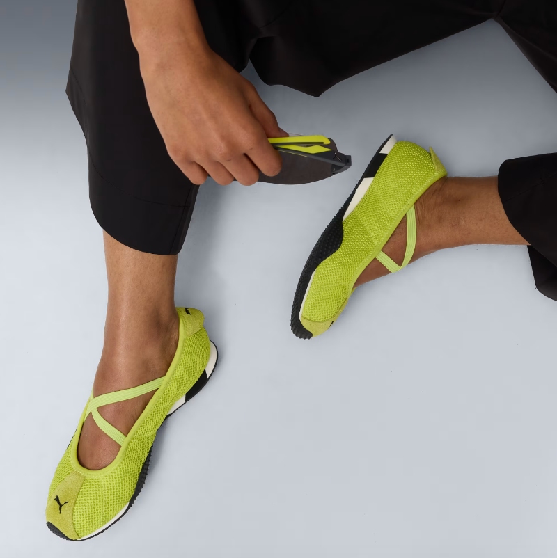 No son sneakerinas; las de Puma son zapatillas de ballet