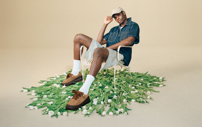 Para el hombre que no para, UGG suma moda a sus zapatillas