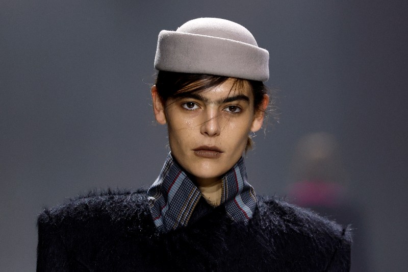 Moda de autor con narrativa visual en 080 Barcelona Fashion